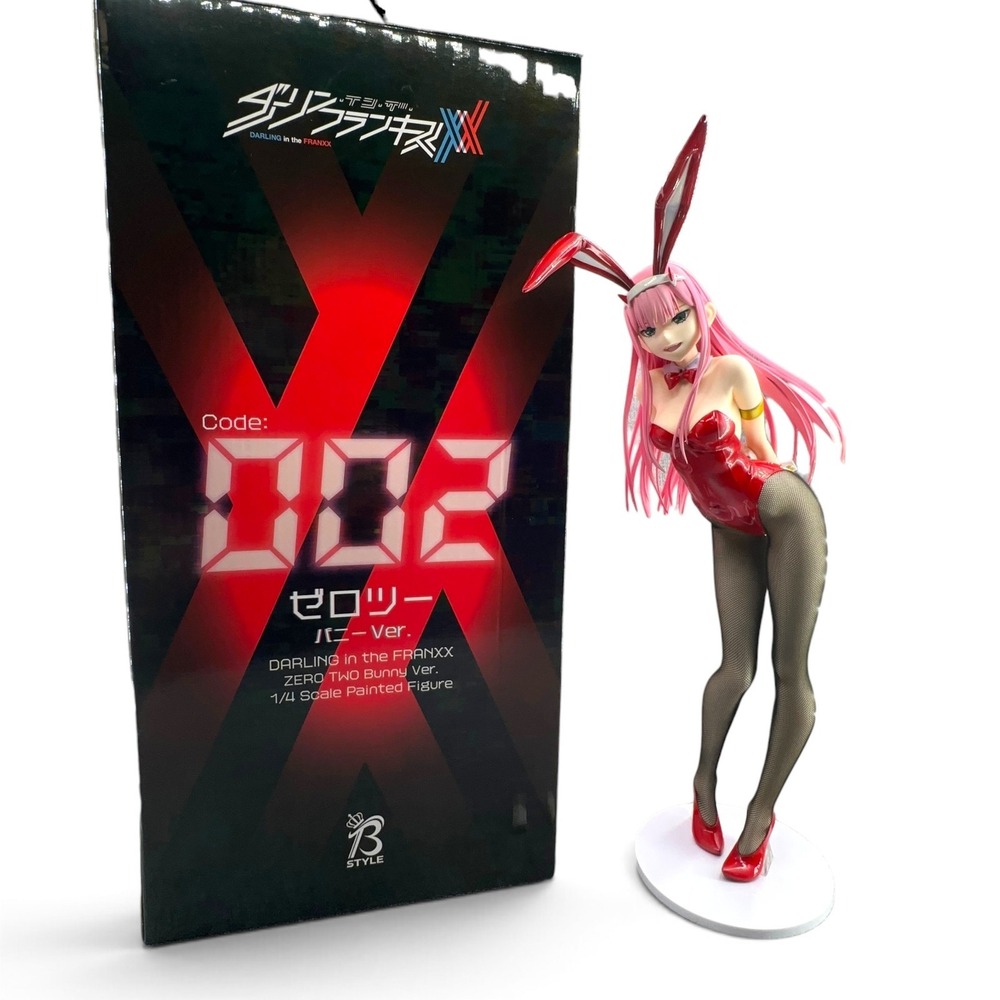 FREEing DARLING in the FRANXX Zero Two Bunny Ver. 1/4 Scale Figure w/ Box